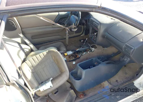 1999 Chevrolet Camaro из США, поврежденный, VIN 2G1FP22KXX2128585